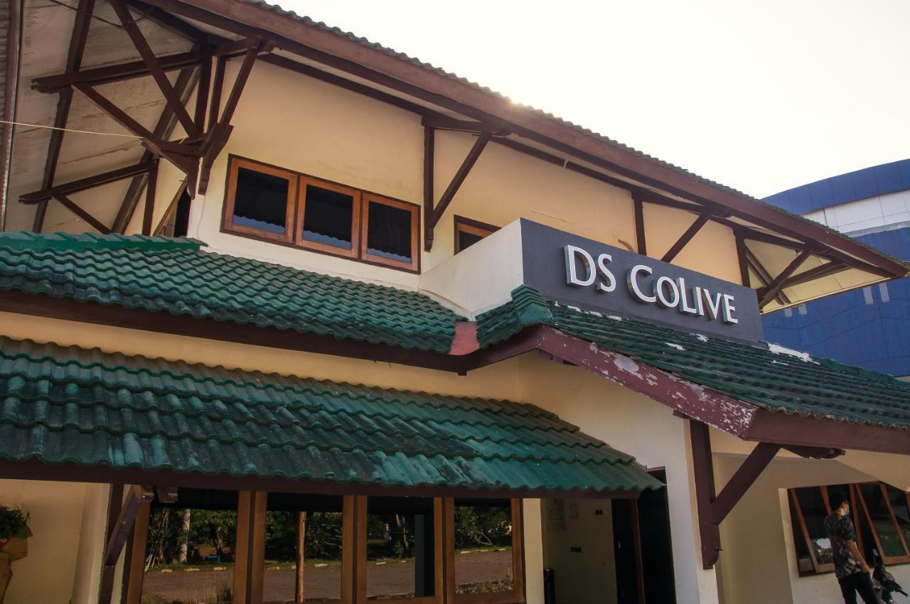 Hotel Ds Colive Marina Airport Semarang Exterior foto